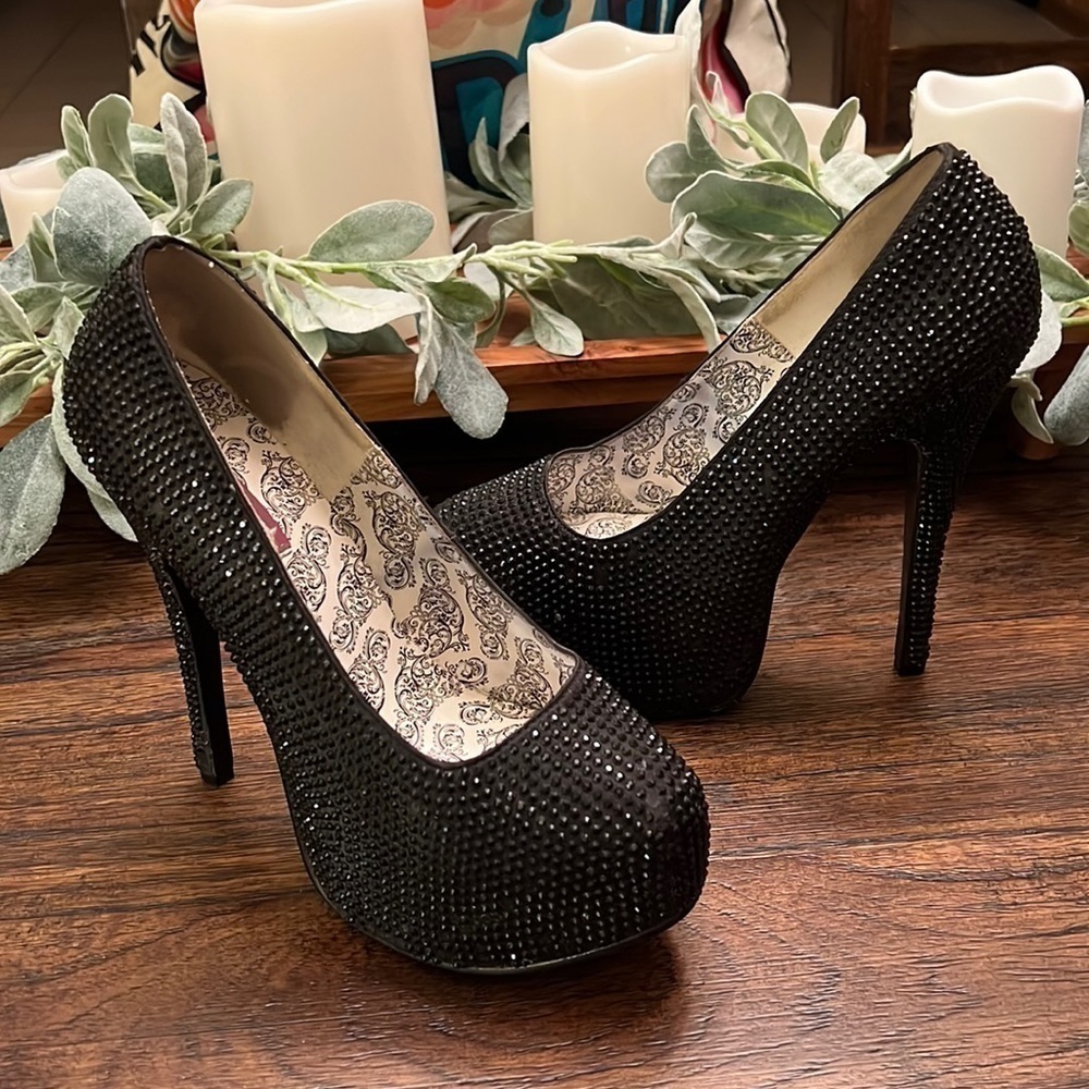 Women's Black Crystal Embellished Platform Pumps